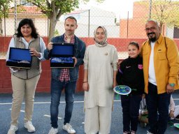 03-PrimerEncuentroErasmusNature4kidsLaCopa-Intercambioregalos-Turquia2